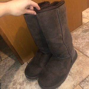 UGG classic tall boot